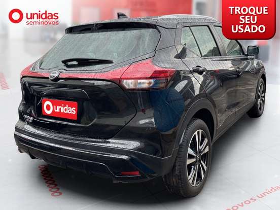 NISSAN-KICKS PLAY-2025