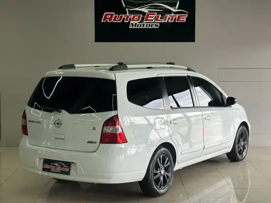 NISSAN-LIVINA-1.8 S 16V FLEX 4P AUTOMÁTICO NISSAN-LIVINA-2012