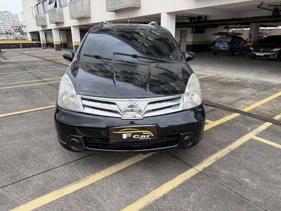 NISSAN-LIVINA-2013