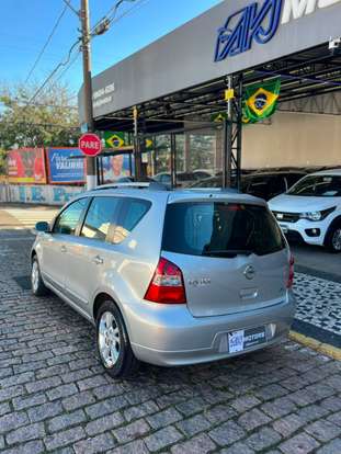 NISSAN-LIVINA-2014