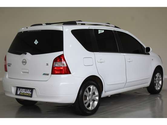 NISSAN-LIVINA-1.8 S 16V FLEX 4P AUTOMÁTICO NISSAN-LIVINA-2013