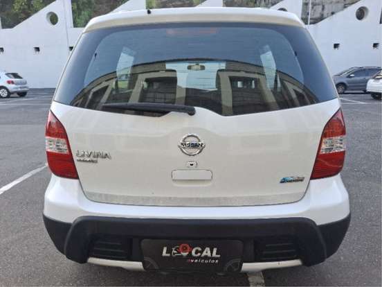 NISSAN-LIVINA-1.8 SL X-GEAR 16V FLEX 4P AUTOMÁTICO NISSAN-LIVINA-2013