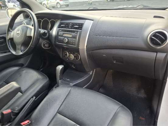NISSAN-LIVINA-1.8 SL X-GEAR 16V FLEX 4P AUTOMÁTICO NISSAN-LIVINA-2013