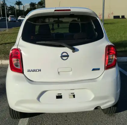 NISSAN-MARCH-2017