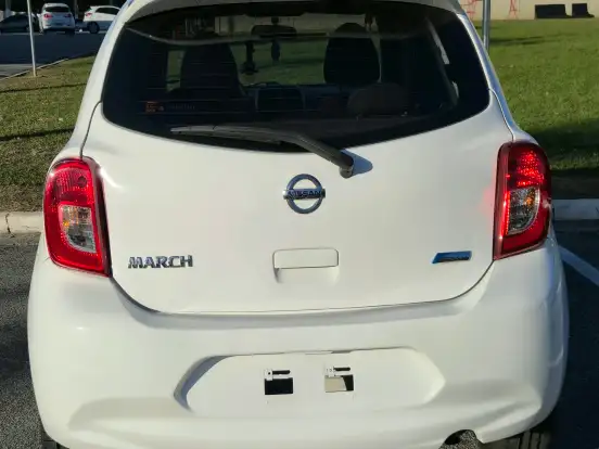 NISSAN-MARCH-1.6 SV 16V FLEX 4P XTRONIC NISSAN-MARCH-2017