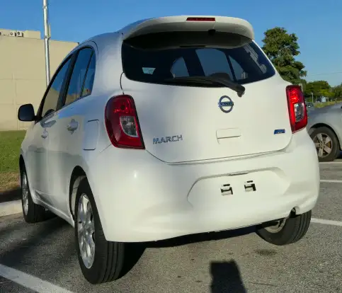 NISSAN-MARCH-2017