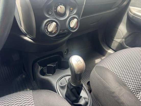 NISSAN-MARCH-2014