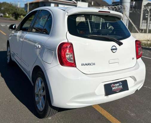 NISSAN-MARCH-2017