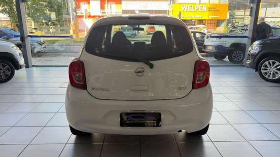 NISSAN-MARCH-2017