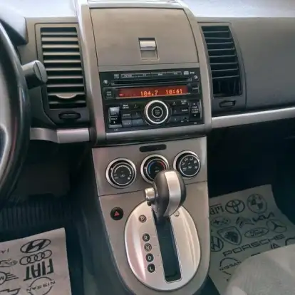 NISSAN-SENTRA-2012