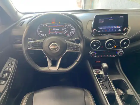 NISSAN-SENTRA-2023