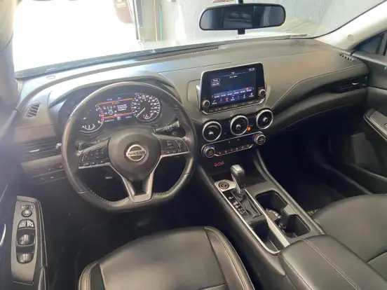 NISSAN-SENTRA-2023