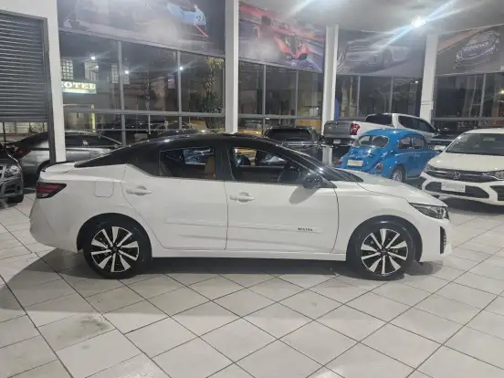 NISSAN-SENTRA-2024