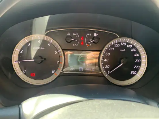 NISSAN-SENTRA-2014