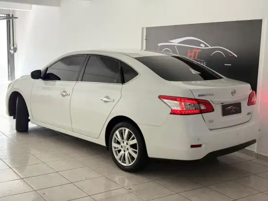 NISSAN-SENTRA-2.0 SL 16V FLEX 4P AUTOMÁTICO NISSAN-SENTRA-2015