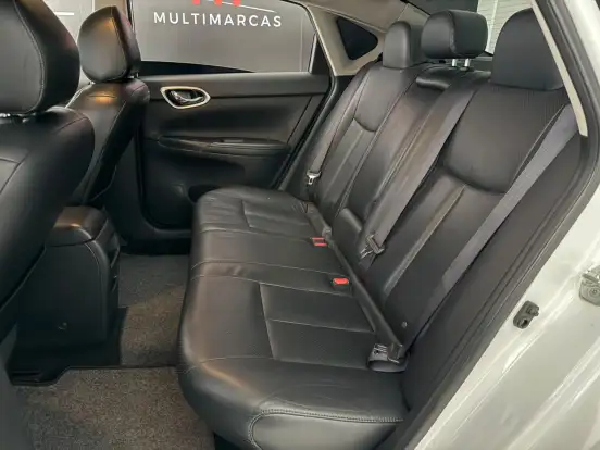 NISSAN-SENTRA-2015