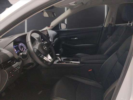 NISSAN-SENTRA-2025