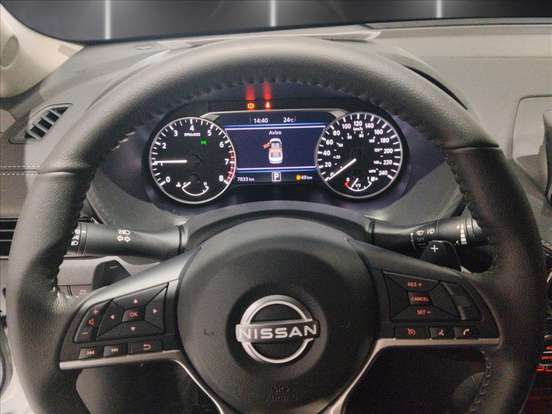NISSAN-SENTRA-2025
