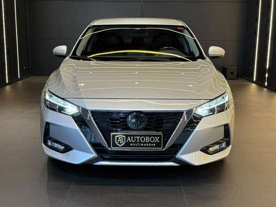 NISSAN-SENTRA-2022