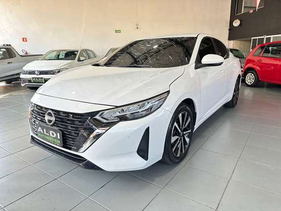 NISSAN-SENTRA-2024
