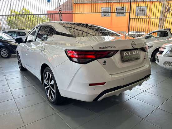 NISSAN-SENTRA-2024