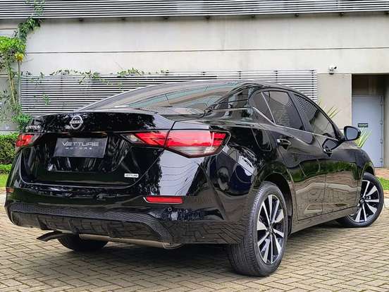 NISSAN-SENTRA-2024