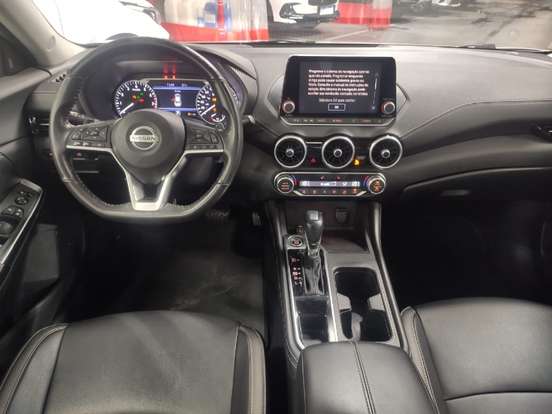 NISSAN-SENTRA-2023