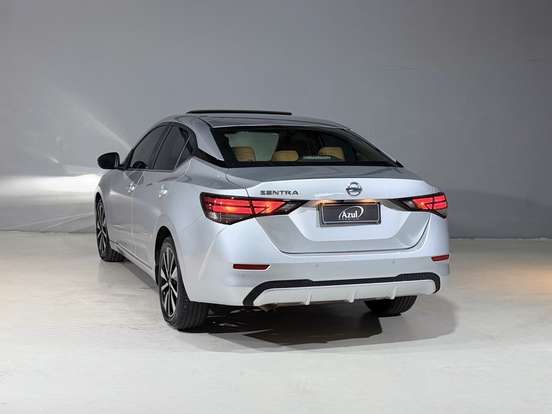 NISSAN-SENTRA-2023