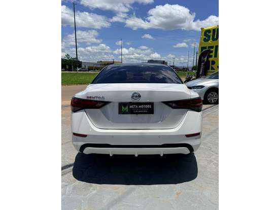 NISSAN-SENTRA-2023
