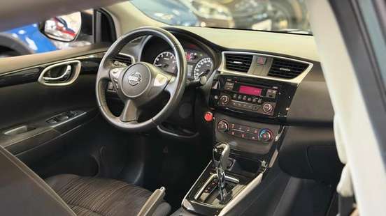 NISSAN-SENTRA-2018
