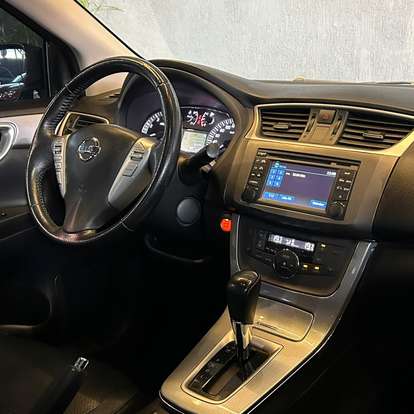 NISSAN-SENTRA-2014