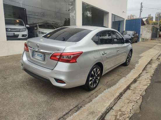 NISSAN-SENTRA-2.0 SL 16V FLEXSTART 4P AUTOMÁTICO NISSAN-SENTRA-2017