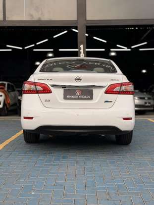 NISSAN-SENTRA-2015