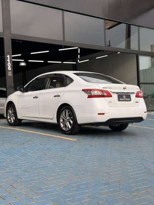 NISSAN-SENTRA-2015