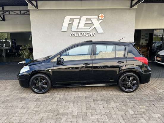 NISSAN-TIIDA-1.8 SL 16V FLEX 4P AUTOMÁTICO NISSAN-TIIDA-2011