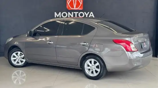 NISSAN-VERSA-2014