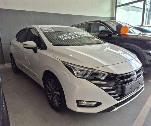 NISSAN-VERSA-2024