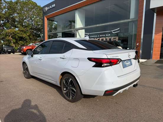 NISSAN-VERSA-2025