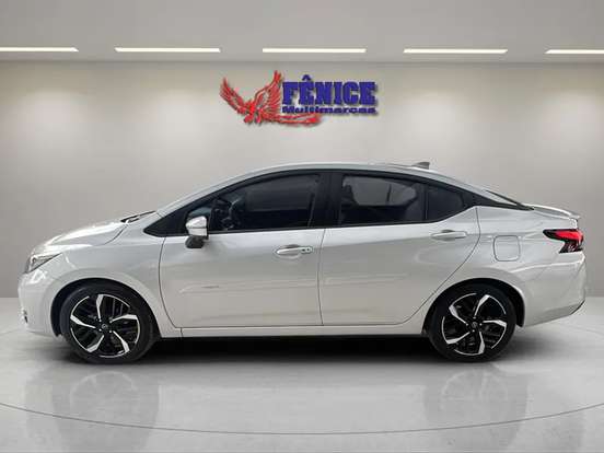 NISSAN-VERSA-2023