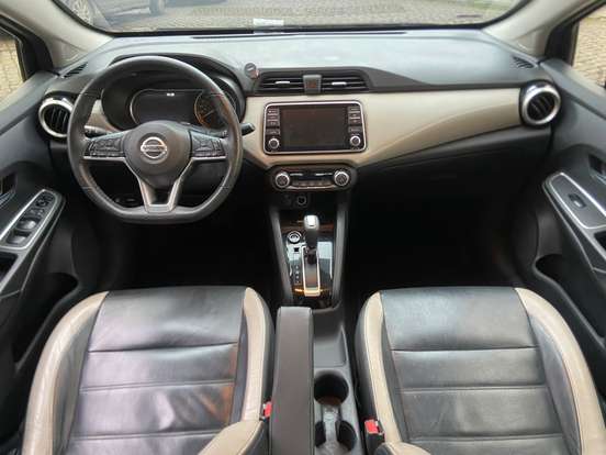 NISSAN-VERSA-2022