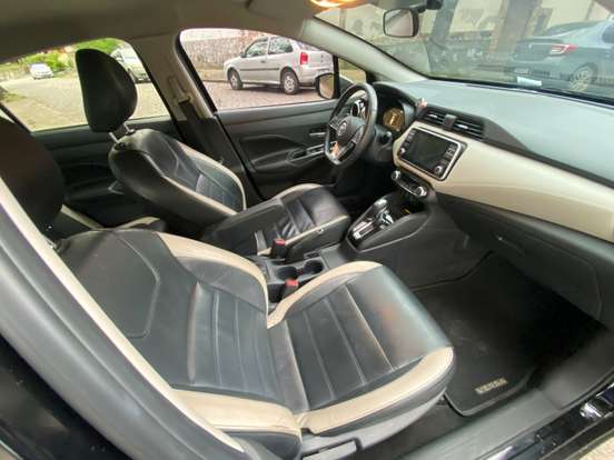 NISSAN-VERSA-2022