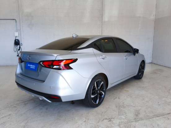 NISSAN-VERSA-2023