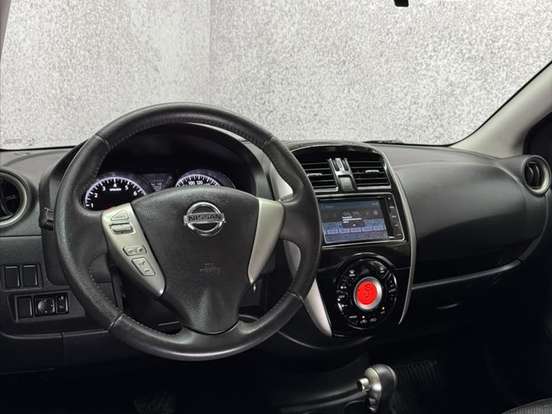 NISSAN-VERSA-1.6 16V FLEX SL 4P XTRONIC NISSAN-VERSA-2017