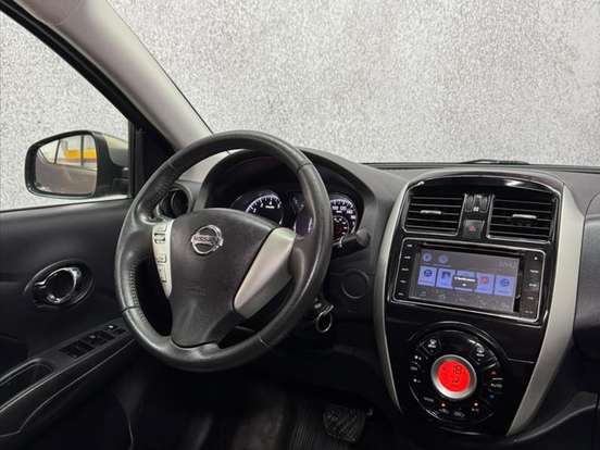 NISSAN-VERSA-1.6 16V FLEX SL 4P XTRONIC NISSAN-VERSA-2017