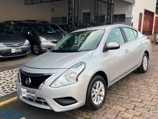 NISSAN-VERSA-1.6 16V FLEX SV 4P XTRONIC NISSAN-VERSA-2018