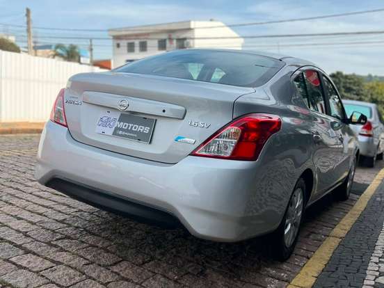 NISSAN-VERSA-1.6 16V FLEX SV 4P XTRONIC NISSAN-VERSA-2018