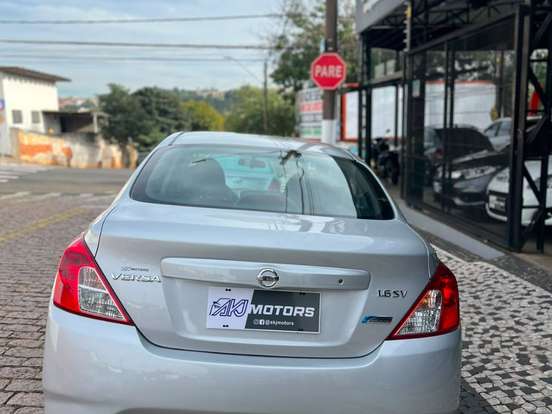 NISSAN-VERSA-1.6 16V FLEX SV 4P XTRONIC NISSAN-VERSA-2018