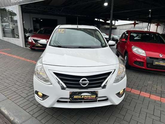 NISSAN-VERSA-2016