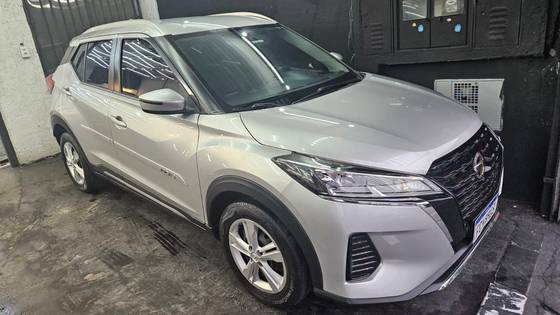 NISSAN KICKS 1.6 16V FLEXSTART ACTIVE XTRONIC