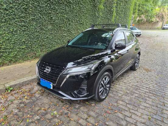 NISSAN-KICKS-2023